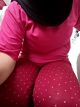 Snapshot of elif25 chatting on October 2025 11:16:01 AM elif25 online show from October 2025 11:16:01 AM