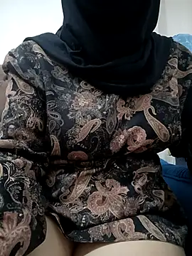 Snapshot of elif25 chatting on November 2025 11:59:01 PM elif25 online show from November 2025 11:59:01 PM