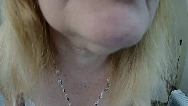 EmmaEllison online show from February 2026 07:14:02 AM