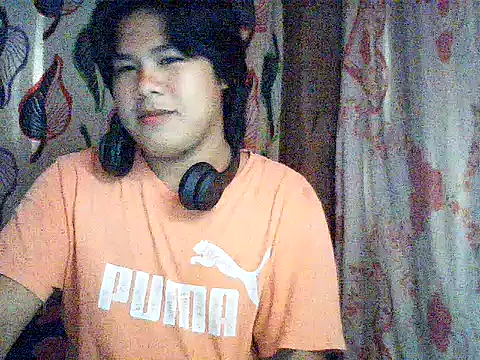 Snapshot of Huntrix2025 chatting on October 2025 12:09:02 AM Huntrix2025 online show from October 2025 12:09:02 AM