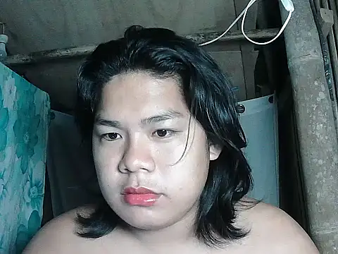 Huntrix2025 online show from April 2026 08:00:02 PM