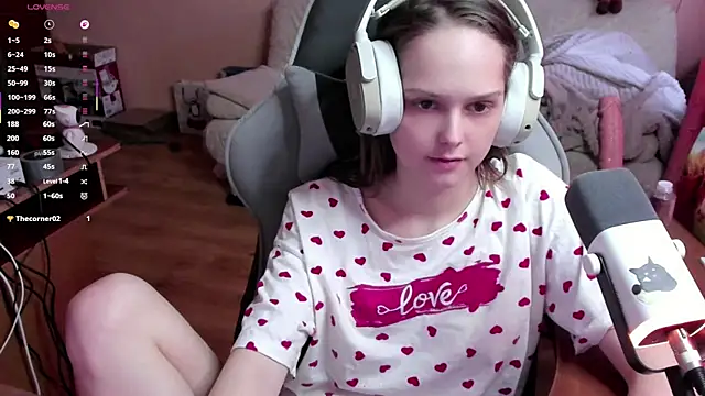 SharybbFace online show from April 2026 03:01:02 PM