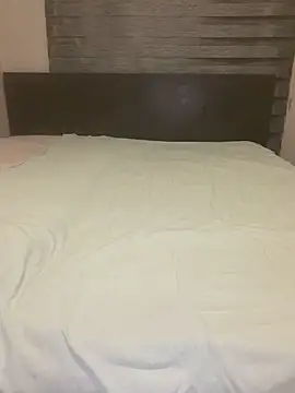 aygul 1233 online show from April 2026 06:25:02 PM