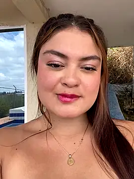 ItsKari online show from September 2025 03:47:01 PM