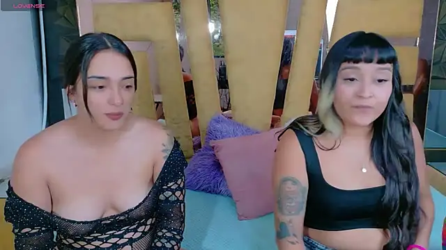 Snapshot of CailinANDrouse chatting on November 2025 11:54:01 AM CailinANDrouse online show from November 2025 11:54:01 AM