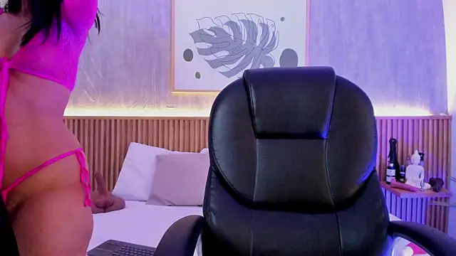 Coco-balenciaga online show from September 2025 11:34:02 AM