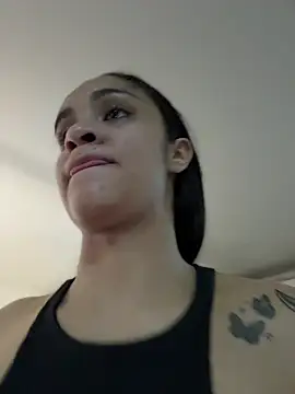 Isabella-Teen online show from December 2025 01:56:02 AM