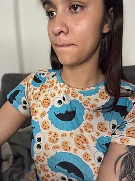 Isabella-Teen online show from January 2026 02:14:01 AM