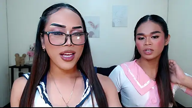 Savy Lust online show from September 2025 05:04:01 PM