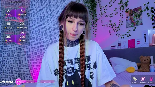 Snapshot of LilithPoison chatting on May 2026 06:15:02 PM LilithPoison online show from May 2026 06:15:02 PM