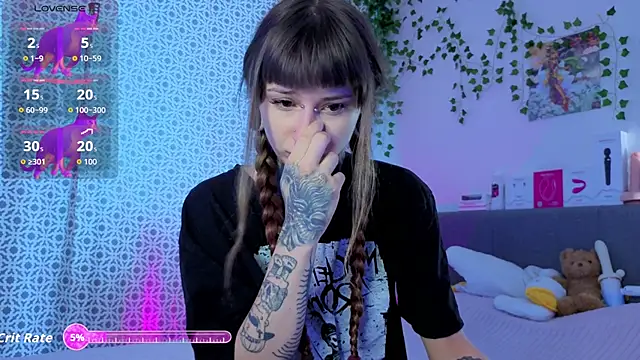 Snapshot of LilithPoison chatting on June 2026 06:00:02 PM LilithPoison online show from June 2026 06:00:02 PM