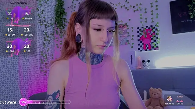 Snapshot of LilithPoison chatting on July 2026 11:07:02 PM LilithPoison online show from July 2026 11:07:02 PM