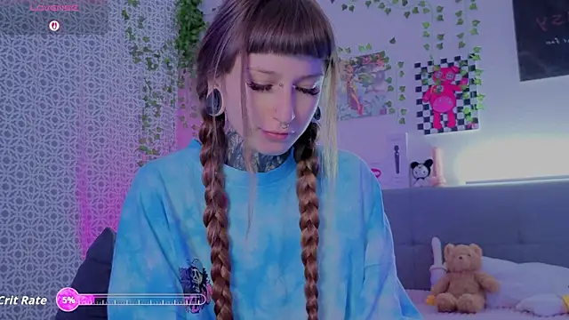 Snapshot of LilithPoison chatting on July 2026 09:07:02 PM LilithPoison online show from July 2026 09:07:02 PM