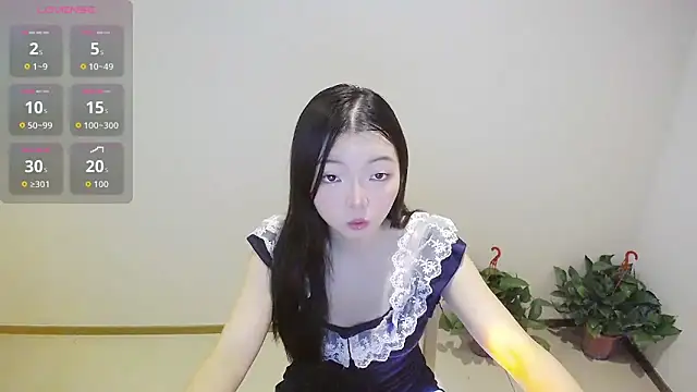 Momo-6 online show from October 2025 07:48:01 AM