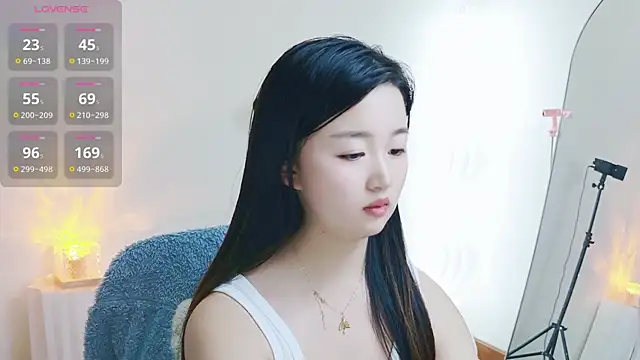 xiaojing520 online show from September 2025 01:46:02 PM