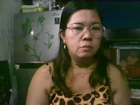Snapshot of asian_bhebs1 chatting on October 2025 06:24:01 PM asian bhebs1 online show from October 2025 06:24:01 PM