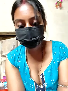 Snapshot of Nikigolden786 chatting on September 2025 02:39:02 PM Nikigolden786 online show from September 2025 02:39:02 PM
