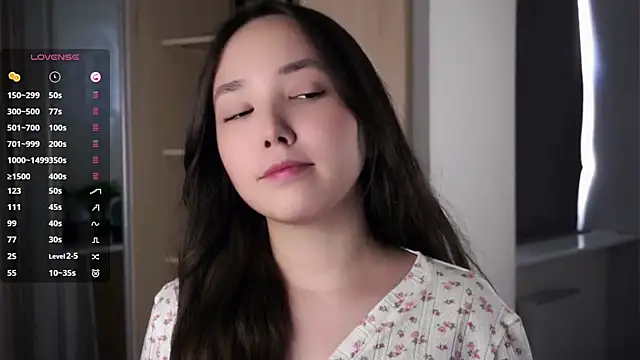 RenaeConnerley online show from September 2025 06:48:02 AM