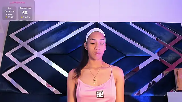 anabellaa1  online show from September 2025 11:46:02 AM