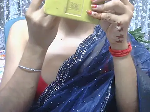 Snapshot of alaviya-19 chatting on October 2025 04:43:02 AM alaviya-19 online show from October 2025 04:43:02 AM