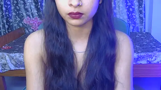 Snapshot of alaviya-19 chatting on June 2026 04:40:01 AM alaviya-19 online show from June 2026 04:40:01 AM