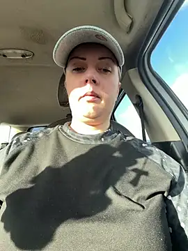 Snapshot of Piccolamonella29 chatting on February 2026 02:31:02 PM Piccolamonella29 online show from February 2026 02:31:02 PM