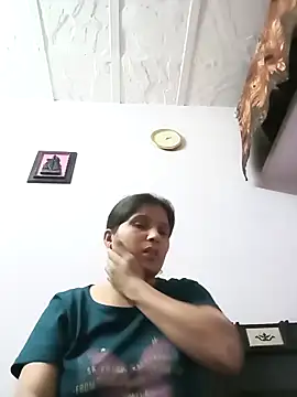 aliya-jaan71 online show from April 2026 08:37:01 AM