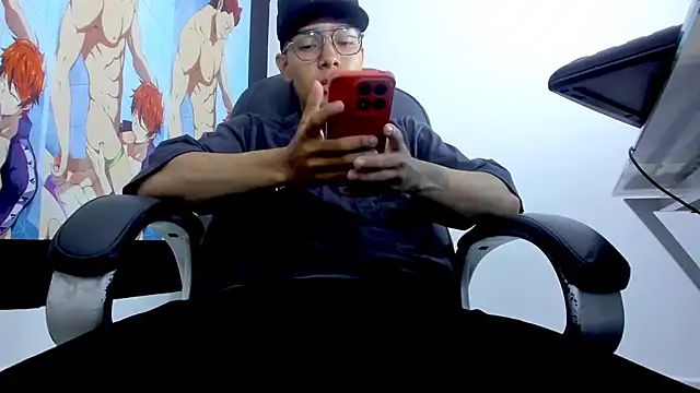 Snapshot of Hunteer_Boy chatting on September 2025 06:53:01 PM Hunteer Boy online show from September 2025 06:53:01 PM