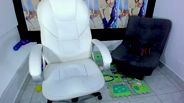 Hunteer Boy online show from September 2025 07:40:02 PM