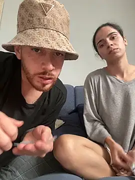 MrEros1108 online show from September 2025 12:32:02 PM