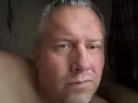 Snapshot of evulis1 chatting on September 2025 03:45:01 PM evulis1 online show from September 2025 03:45:01 PM
