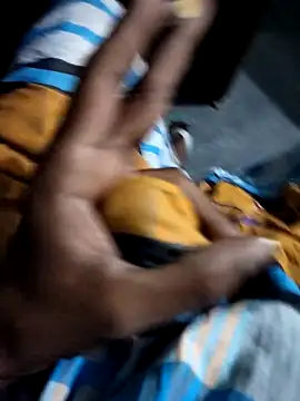 mdNajmus69 online show from April 2026 06:10:01 PM