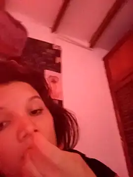 EMILEYA 31 online show from September 2025 08:35:02 PM