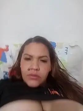 Snapshot of LaraStons chatting on September 2025 05:15:02 PM LaraStons online show from September 2025 05:15:02 PM