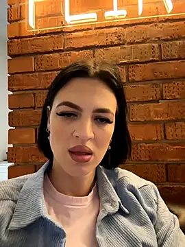 EmmaStarkk online show from September 2025 11:45:01 AM