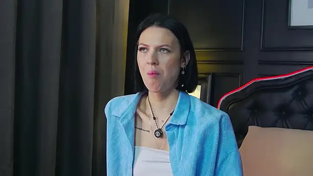 EmmaStarkk online show from October 2025 06:03:02 AM