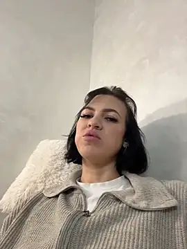 EmmaStarkk online show from November 2025 12:16:01 PM