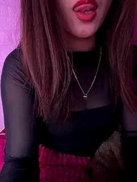 Moon pusy online show from January 2026 01:24:01 PM