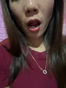 Moon pusy online show from February 2026 03:19:01 PM