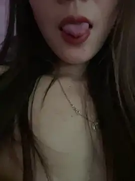 Snapshot of Moon_pusy chatting on June 2026 02:44:01 AM Moon pusy online show from June 2026 02:44:01 AM