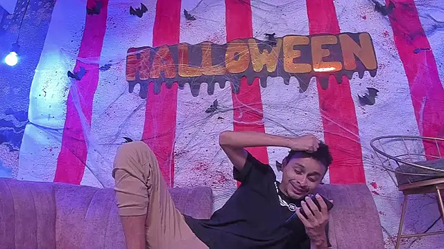 Snapshot of Juicy_Creww chatting on October 2025 09:04:01 AM Juicy Creww online show from October 2025 09:04:01 AM