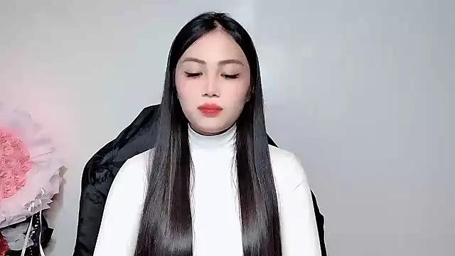 Lyly4757 online show from January 2026 04:23:01 PM