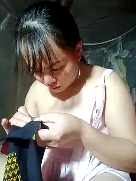 emilyzz online show from November 2025 03:05:01 AM