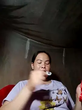 emilyzz online show from April 2026 01:30:01 PM