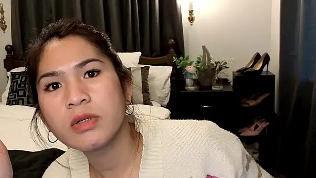 Snapshot of ZoeyJohnson chatting on September 2025 05:33:01 AM ZoeyJohnson online show from September 2025 05:33:01 AM