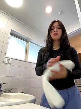 Snapshot of ZoeyJohnson chatting on October 2025 01:11:01 AM ZoeyJohnson online show from October 2025 01:11:01 AM