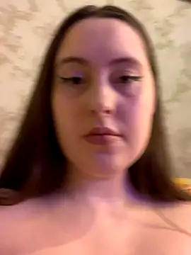 Snapshot of siennsky chatting on October 2025 09:04:01 PM siennsky online show from October 2025 09:04:01 PM