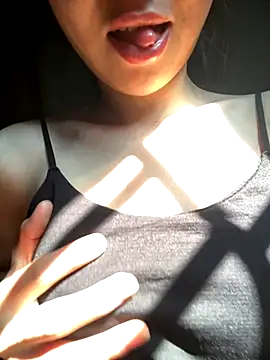 Bella sexy98 online show from November 2025 04:45:02 AM