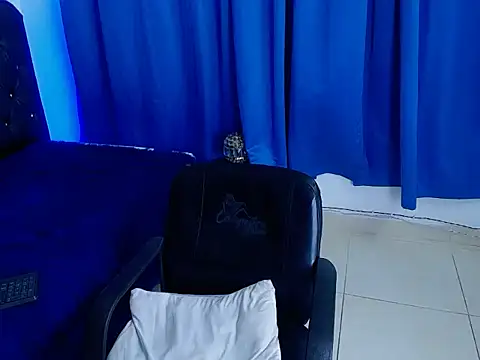 Cordelia Perlman online show from December 2025 08:30:02 AM