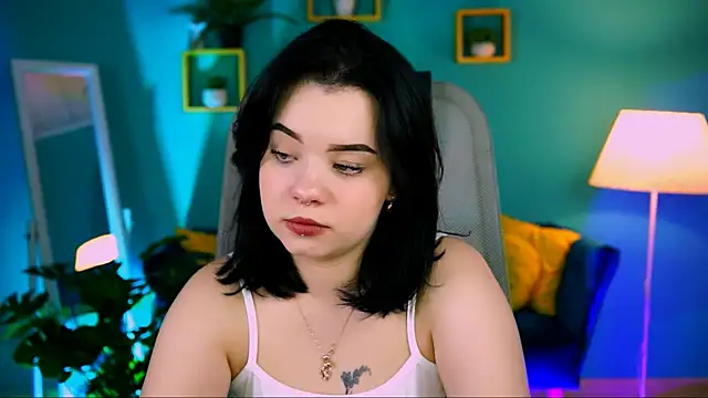 Snapshot of leslierowe_ chatting on November 2025 03:05:02 PM leslierowe online show from November 2025 03:05:02 PM